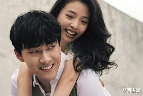 吃瓜书娱乐圈,揭秘“吃瓜书”背后的精彩故事